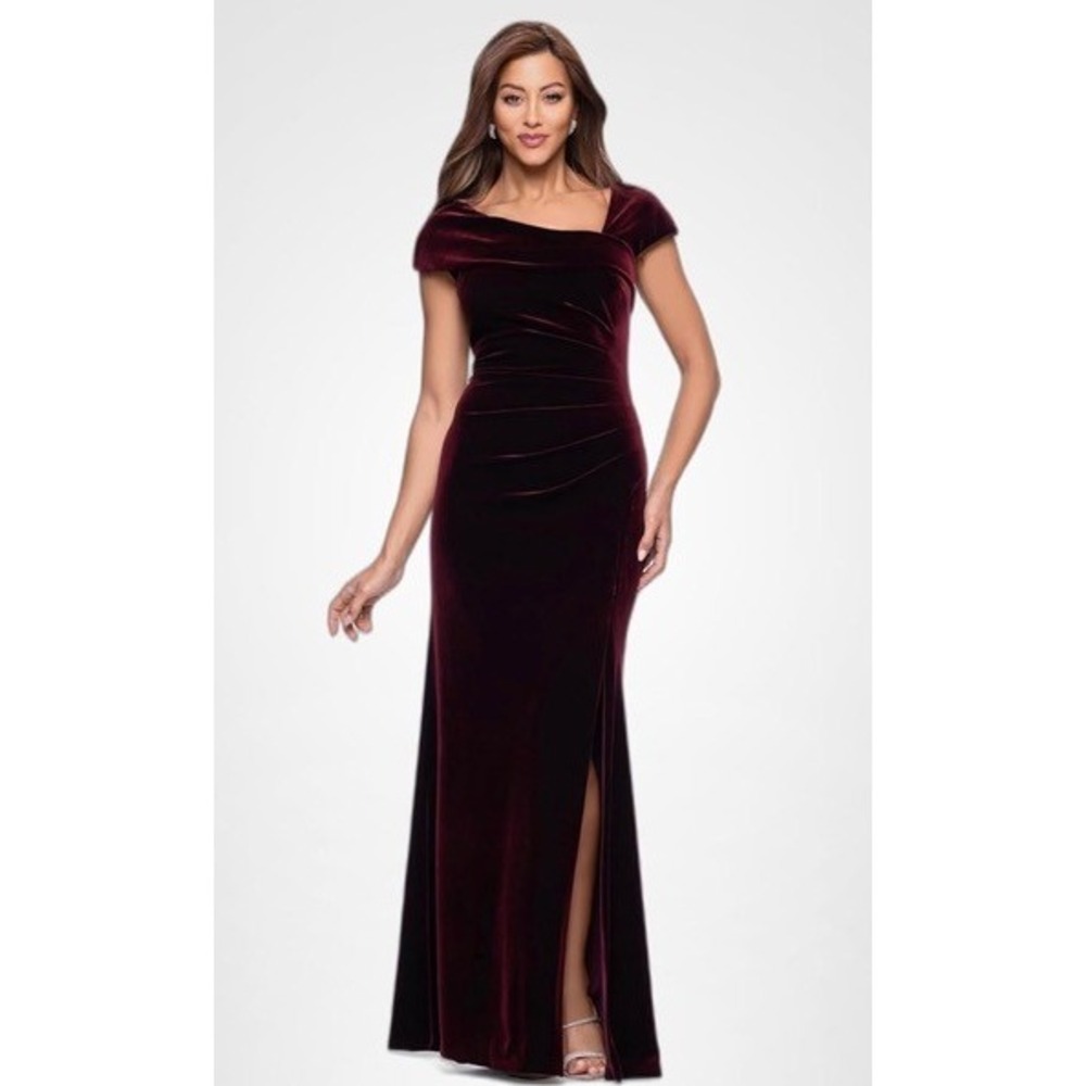 NWT Xscape Gown Womens Burgundy Velvet Ruched Asymmetrical Slit Dress 14P $219
